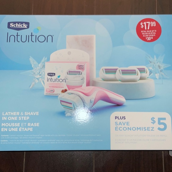Other - BNIB schick intuition